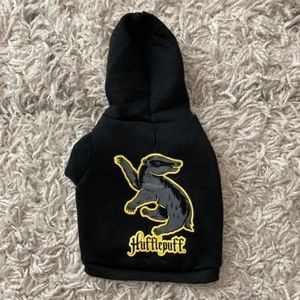 Harry Potter Hufflepuff house Dog extra Small Hoodie Sweatshirt Clothes NWT XS
